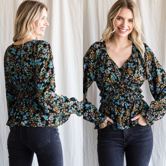 JODIFL Tops - 🎁🎁🎁JODIFIL smocked waistline flutter sleeve 🎁🎁🎁